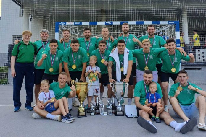Vodijo Juventus, Eti, Mlinše in Čolnišče