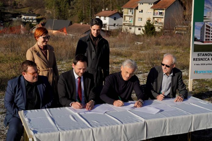 Stanovanjsko naselje Resnica