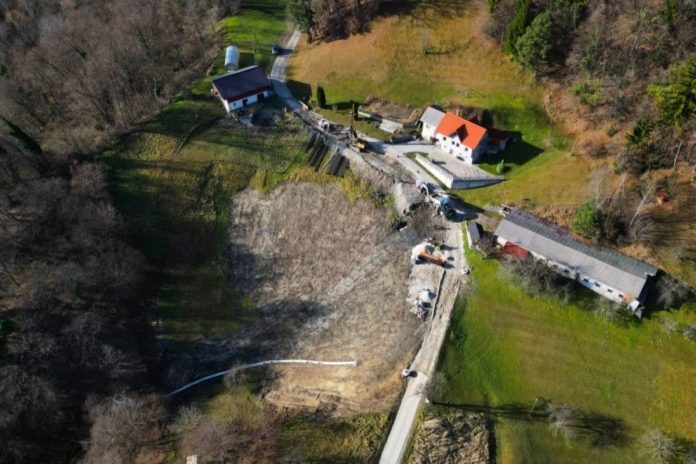 Sanacija plazu na Blatah