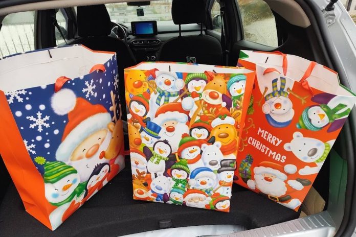 Decembra delili praznično toplino