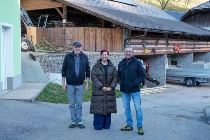 Maša Žagar na kmetiji Savšek