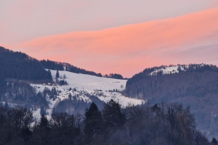 Ožarjena Sveta Planina