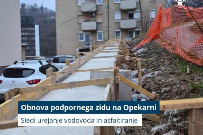 Napredek obnove opornega zidu na Opekarni