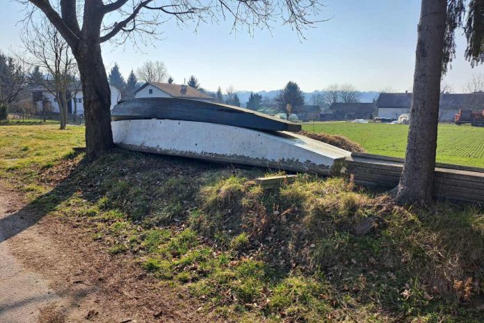 Čoln je pripravljen