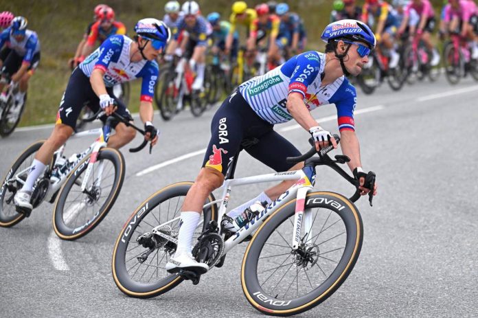 Roglič ostaja drugi v skupnem seštevku