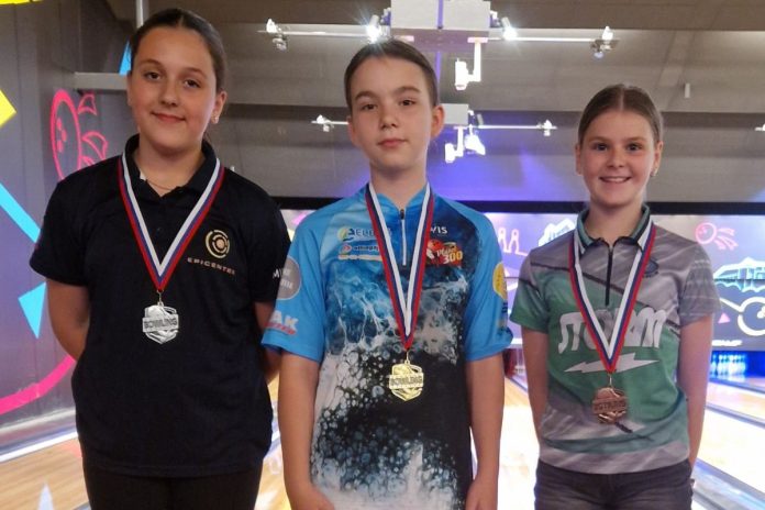 Domov prinesli tri medalje