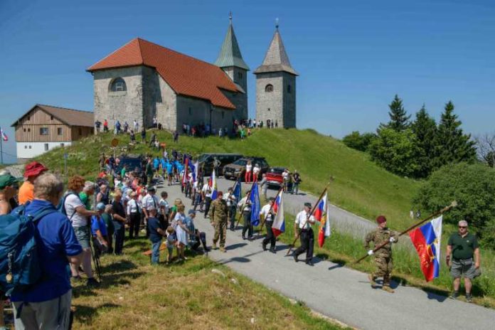 Proslava na Kumu